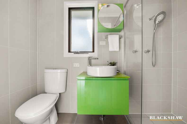 33 Getting Crescent Campbell 33 Getting Crescent Campbell