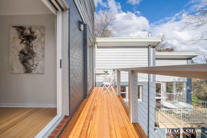 33 Getting Crescent Campbell 33 Getting Crescent Campbell