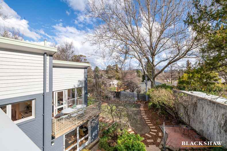 33 Getting Crescent Campbell 33 Getting Crescent Campbell