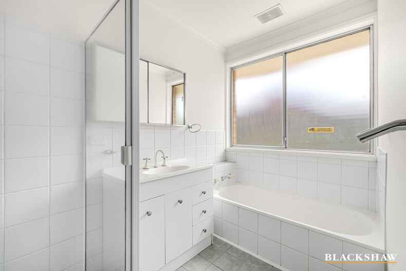 2 Greig Place Macgregor 2 Greig Place Macgregor