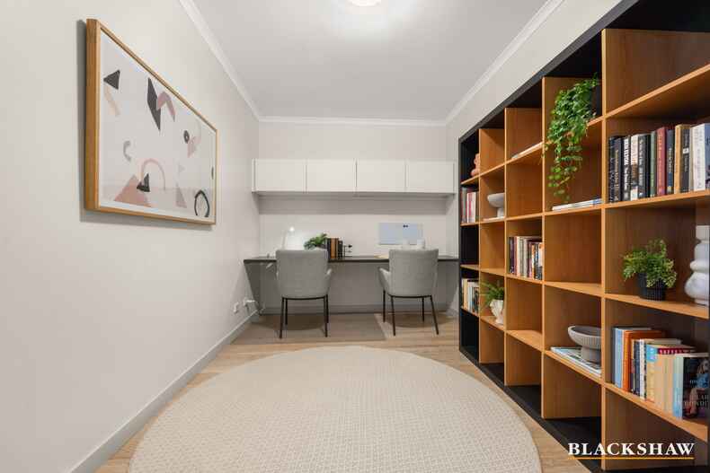 16/12 National Circuit Barton 16/12 National Circuit Barton