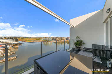 18/29 Eastlake Parade Kingston