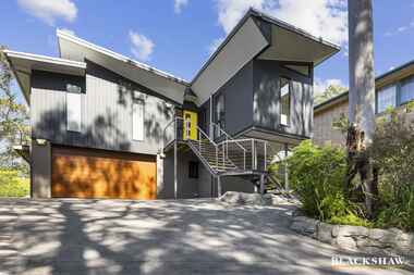 8 Karana Close Long Beach