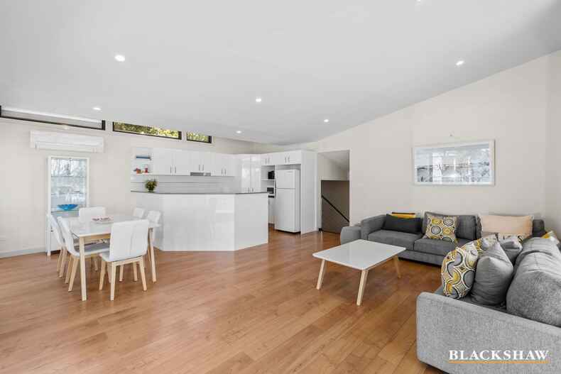 8 Karana Close Long Beach 8 Karana Close Long Beach
