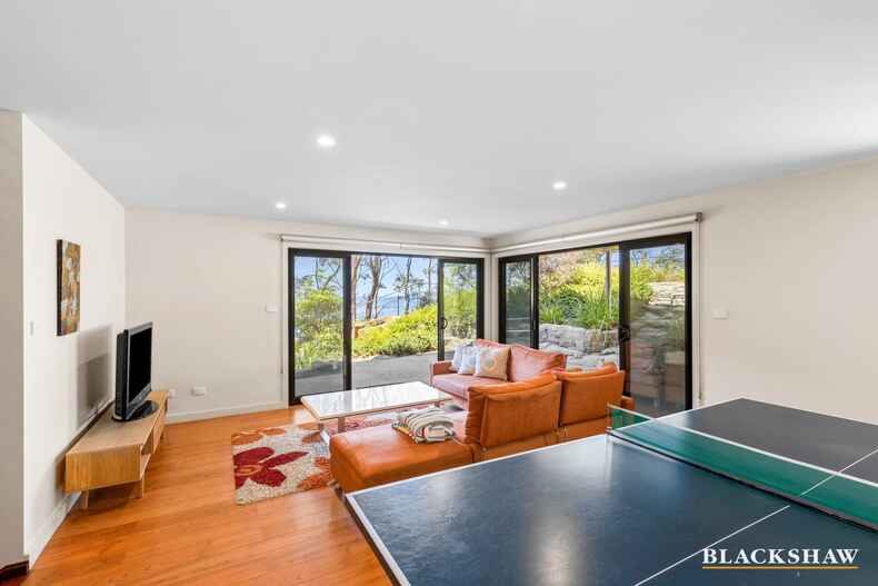 8 Karana Close Long Beach 8 Karana Close Long Beach
