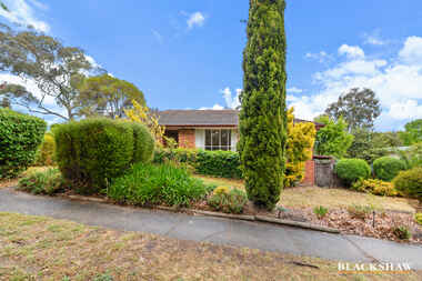 103 Hopetoun Circuit Yarralumla