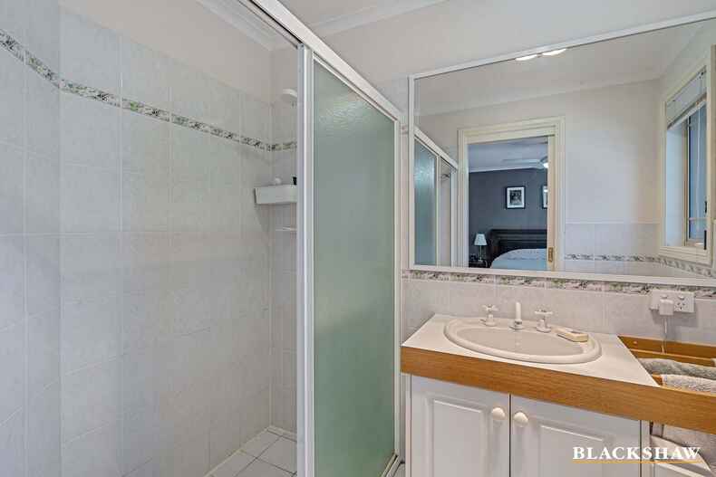 5 Biddell Pl Nicholls 5 Biddell Pl Nicholls