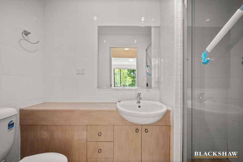 10/16 Macleay Street Turner