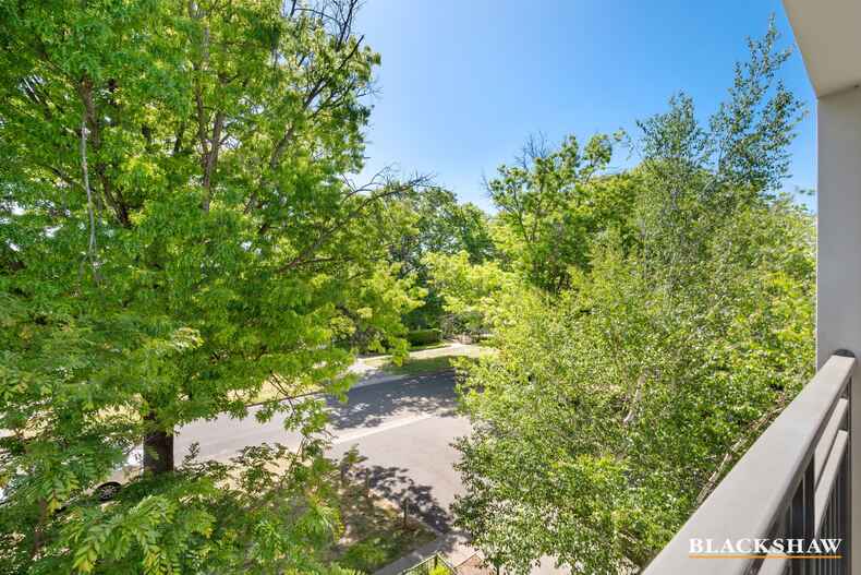 10/16 Macleay Street Turner