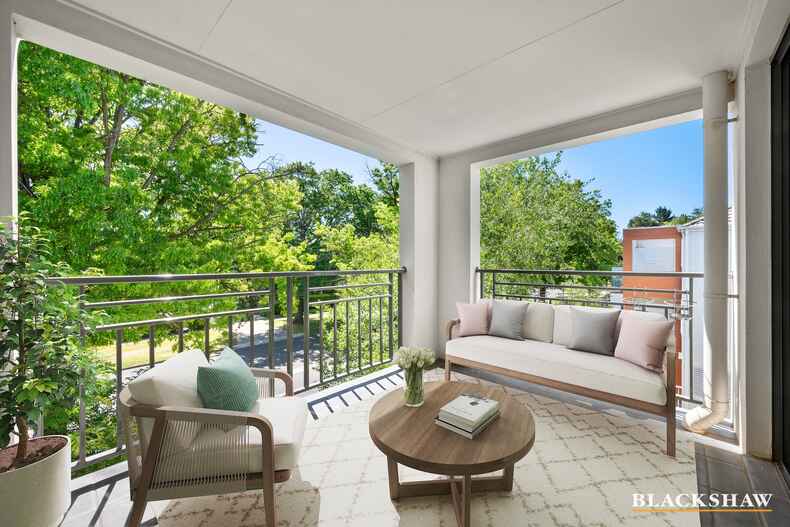 10/16 Macleay Street Turner