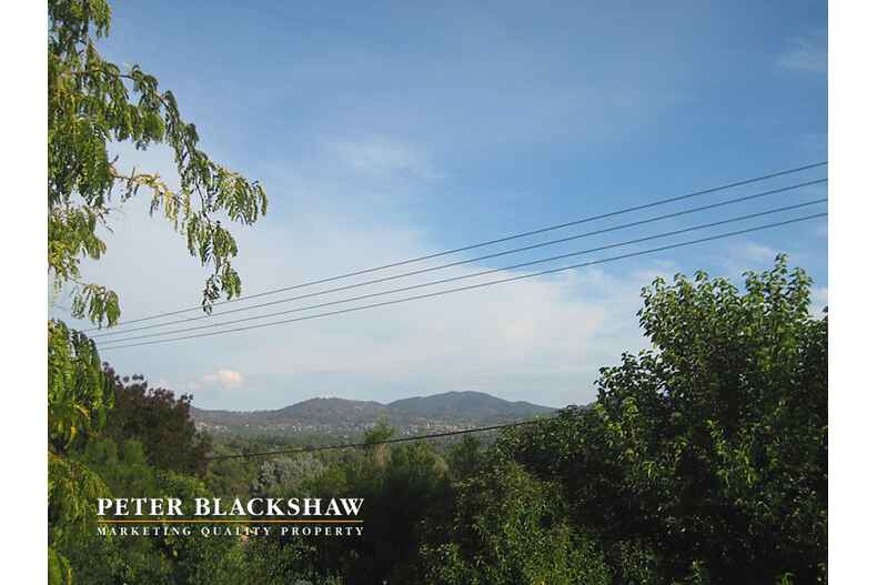 35 Castleton Crescent Gowrie 35 Castleton Crescent Gowrie