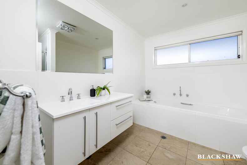 40 Branson Street Dunlop 40 Branson Street Dunlop