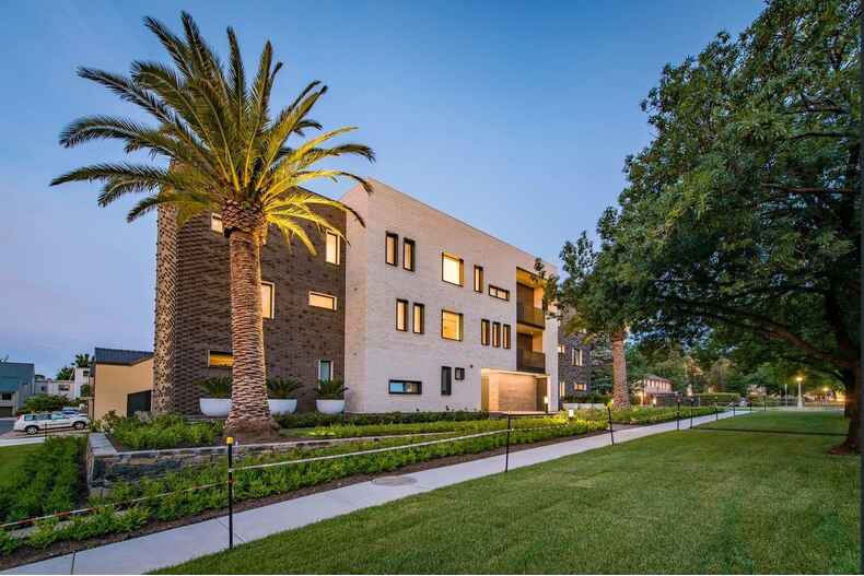 2/27 Moore Street Turner