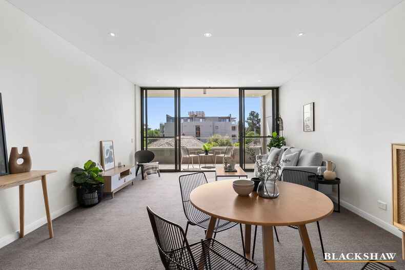 42/20 Eyre Street Kingston