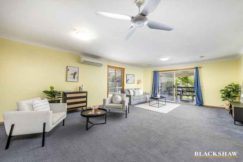 15 Cawthorn Crescent Evatt 15 Cawthorn Crescent Evatt