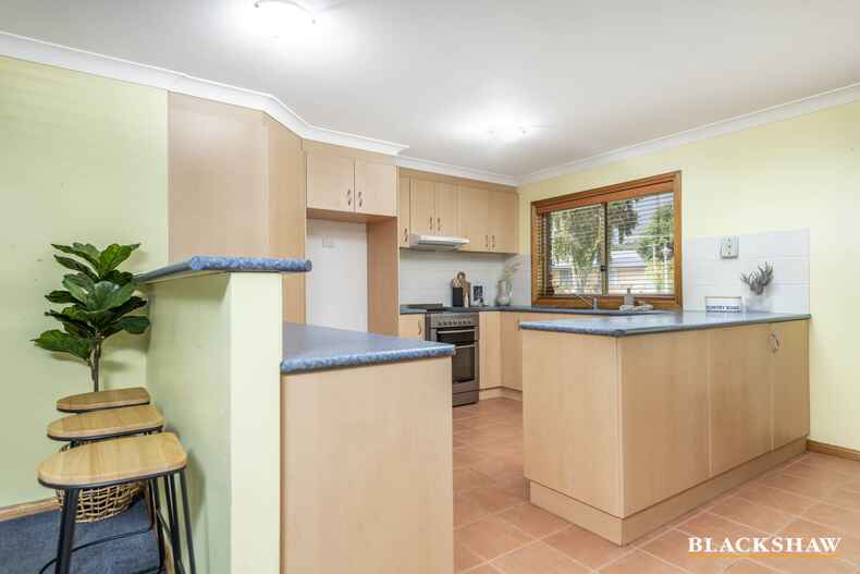15 Cawthorn Crescent Evatt 15 Cawthorn Crescent Evatt