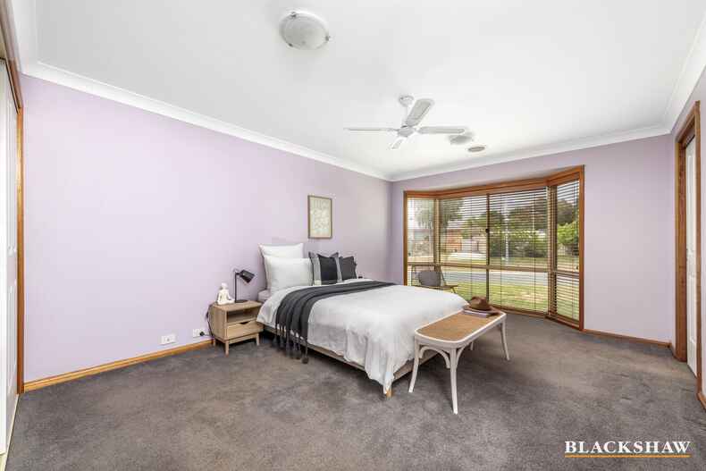 15 Cawthorn Crescent Evatt 15 Cawthorn Crescent Evatt