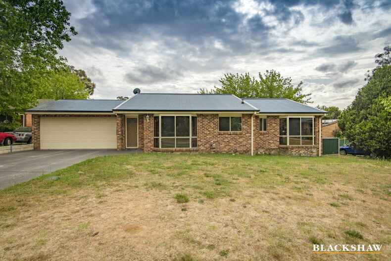 15 Cawthorn Crescent Evatt 15 Cawthorn Crescent Evatt