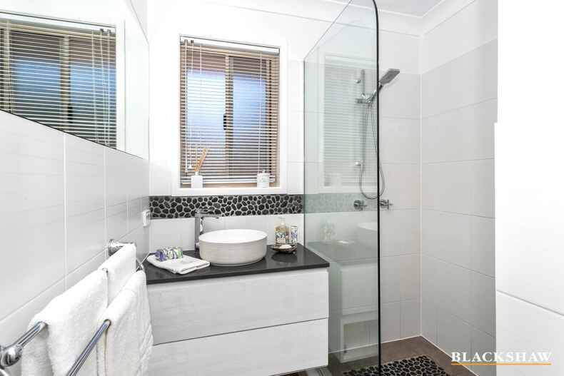 2/2C Graydon Avenue Denhams Beach 2/2C Graydon Avenue Denhams Beach