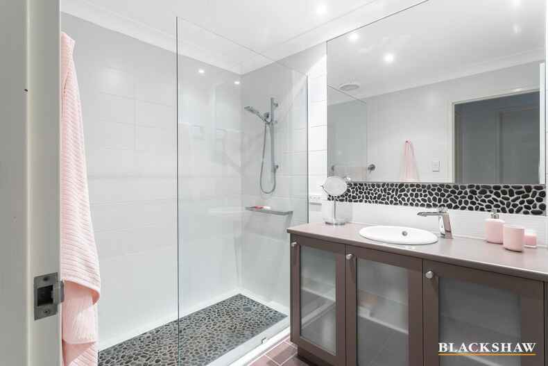 2/2C Graydon Avenue Denhams Beach 2/2C Graydon Avenue Denhams Beach