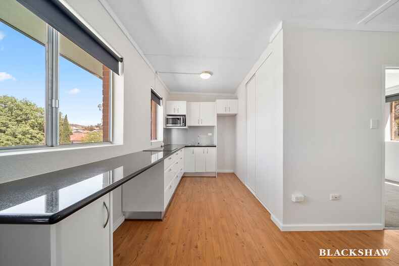 16/5-7 Charles Street Queanbeyan