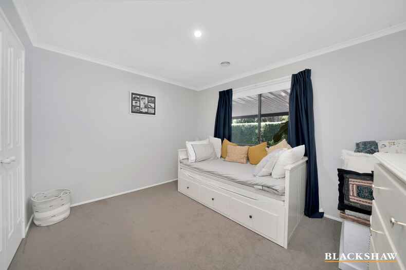 3 Ikara Close Dunlop 3 Ikara Close Dunlop