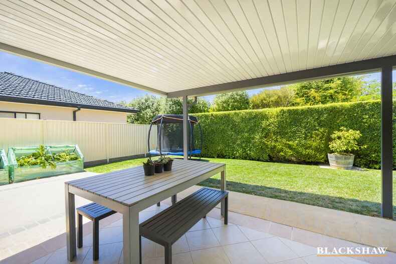 3 Ikara Close Dunlop 3 Ikara Close Dunlop