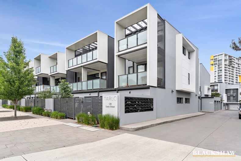 38/128 Easty Street Phillip