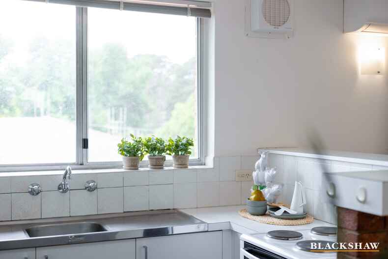 13/2 Booth Street Queanbeyan East