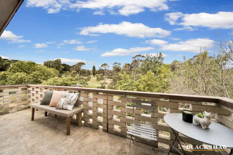 13/2 Booth Street Queanbeyan East