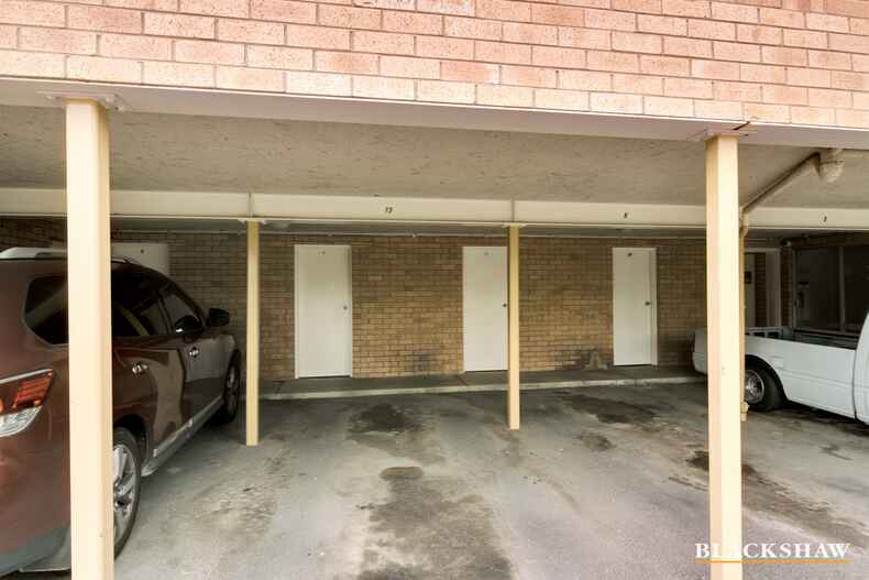 13/2 Booth Street Queanbeyan East