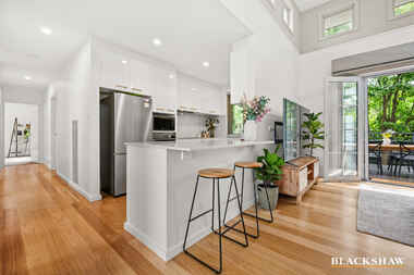 5/126 Blamey Crescent Campbell