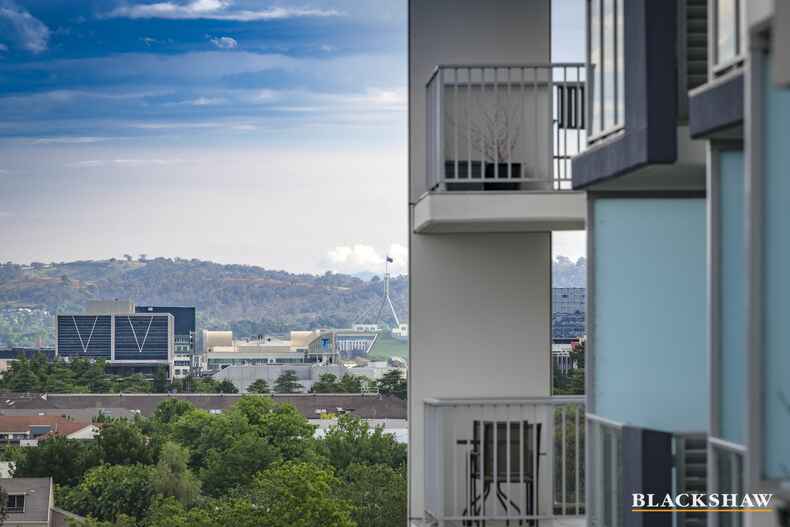 808/17 Dooring Street Braddon