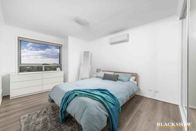 808/17 Dooring Street Braddon