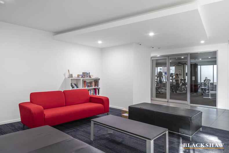 808/17 Dooring Street Braddon