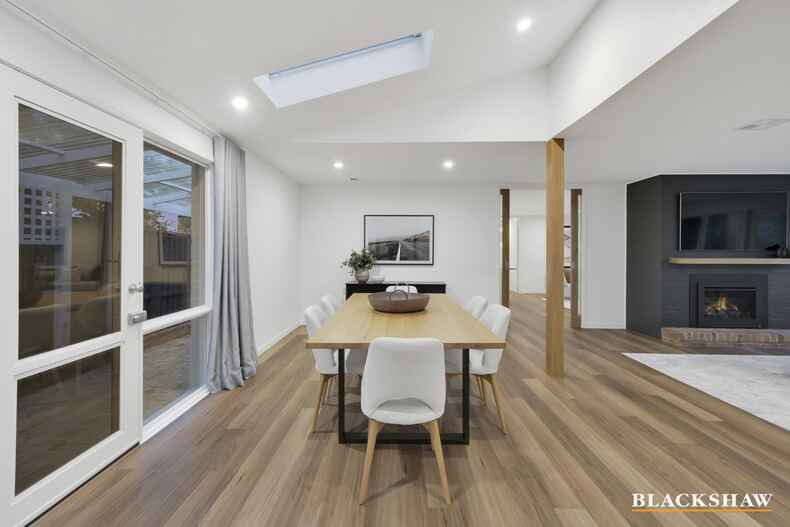 117 Hopetoun Circuit Yarralumla 117 Hopetoun Circuit Yarralumla