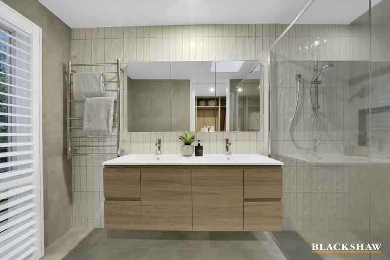 117 Hopetoun Circuit Yarralumla 117 Hopetoun Circuit Yarralumla