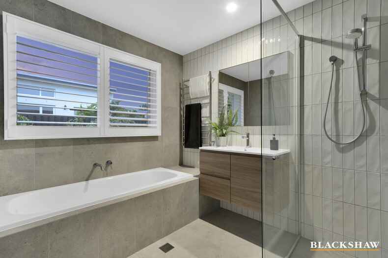 117 Hopetoun Circuit Yarralumla 117 Hopetoun Circuit Yarralumla