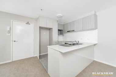 19/311 Anketell Street Greenway