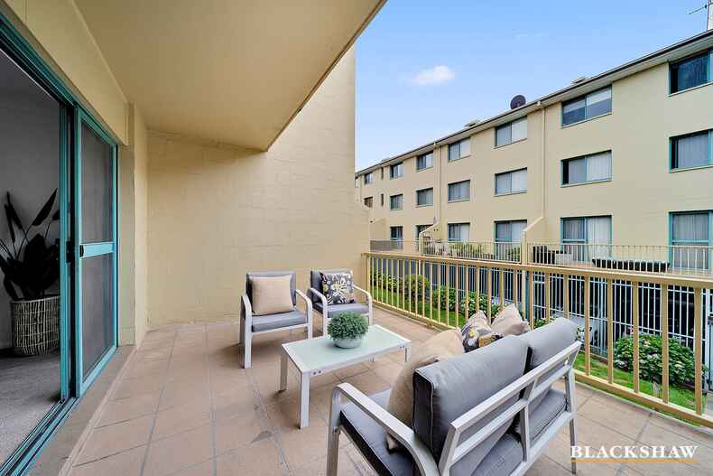 68/53 Mcmillan Crescent Griffith 68/53 Mcmillan Crescent Griffith