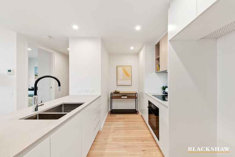 212/65 Cooyong Street Braddon