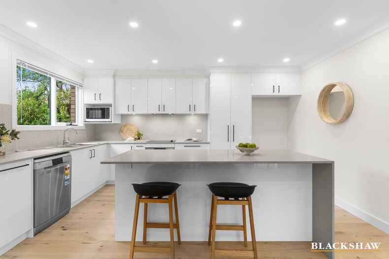 11 Riordan Street Fadden 11 Riordan Street Fadden