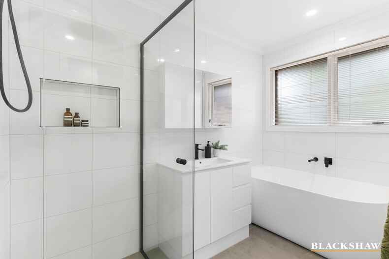 11 Riordan Street Fadden 11 Riordan Street Fadden