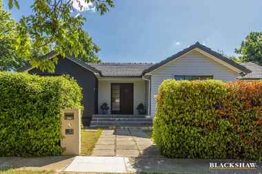 23 Rodway Street Yarralumla
