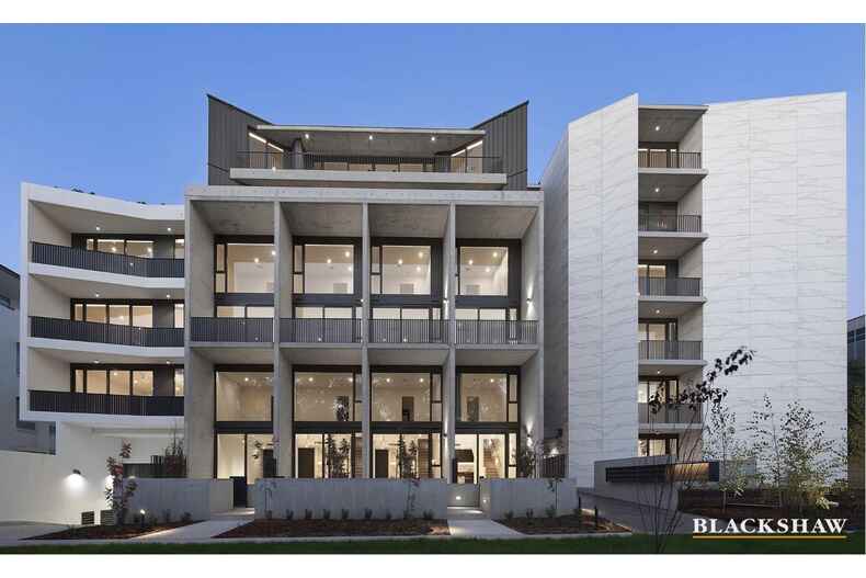 10/22 Canberra Avenue Forrest