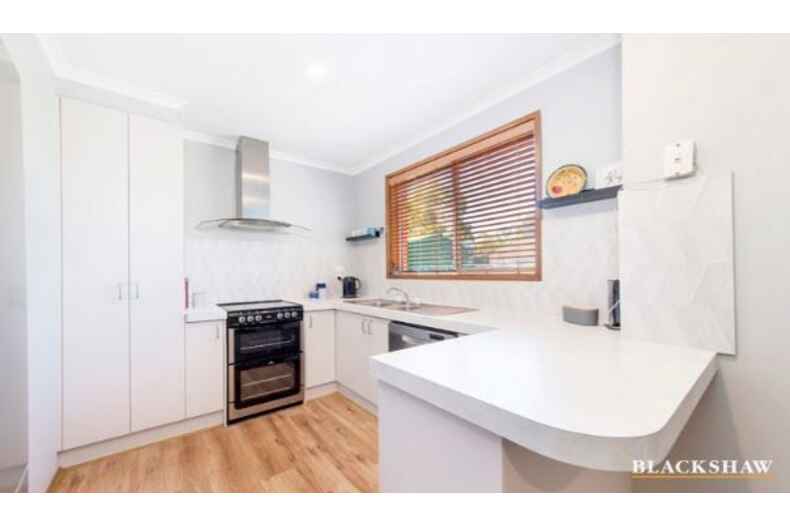 3 Revell Close Gordon 3 Revell Close Gordon