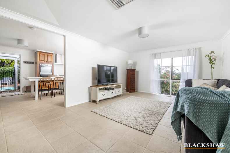 14 Adamson Crescent Wanniassa