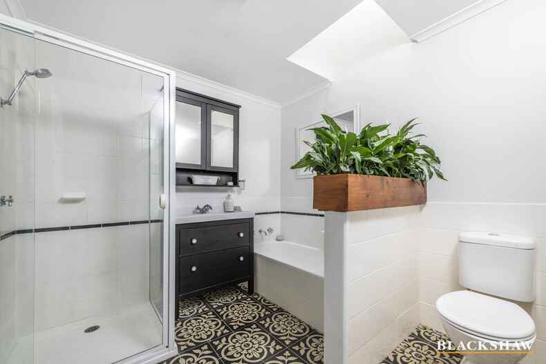 14 Adamson Crescent Wanniassa