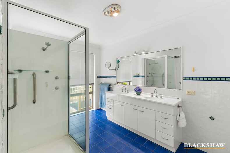 4-6 Lawson Place Sunshine Bay