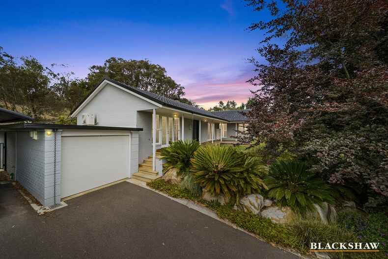 12 Holmes Crescent Campbell